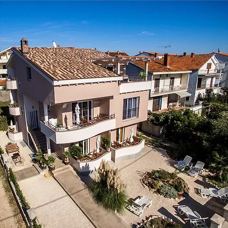 2 Apartament