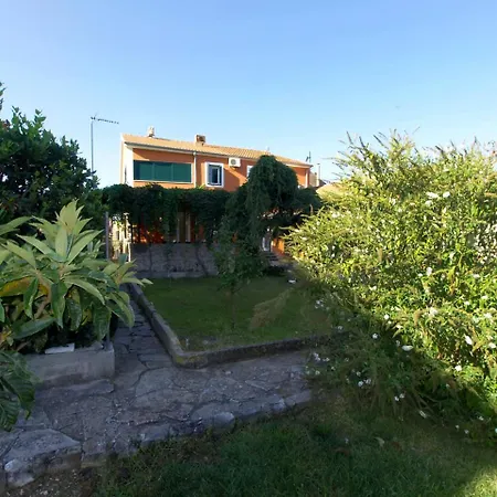 2 * Biograd Na Moru